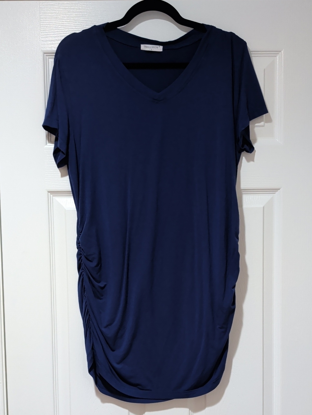 Maternity V-Neck Navy Ruched Side Top - Picture 2 of 5